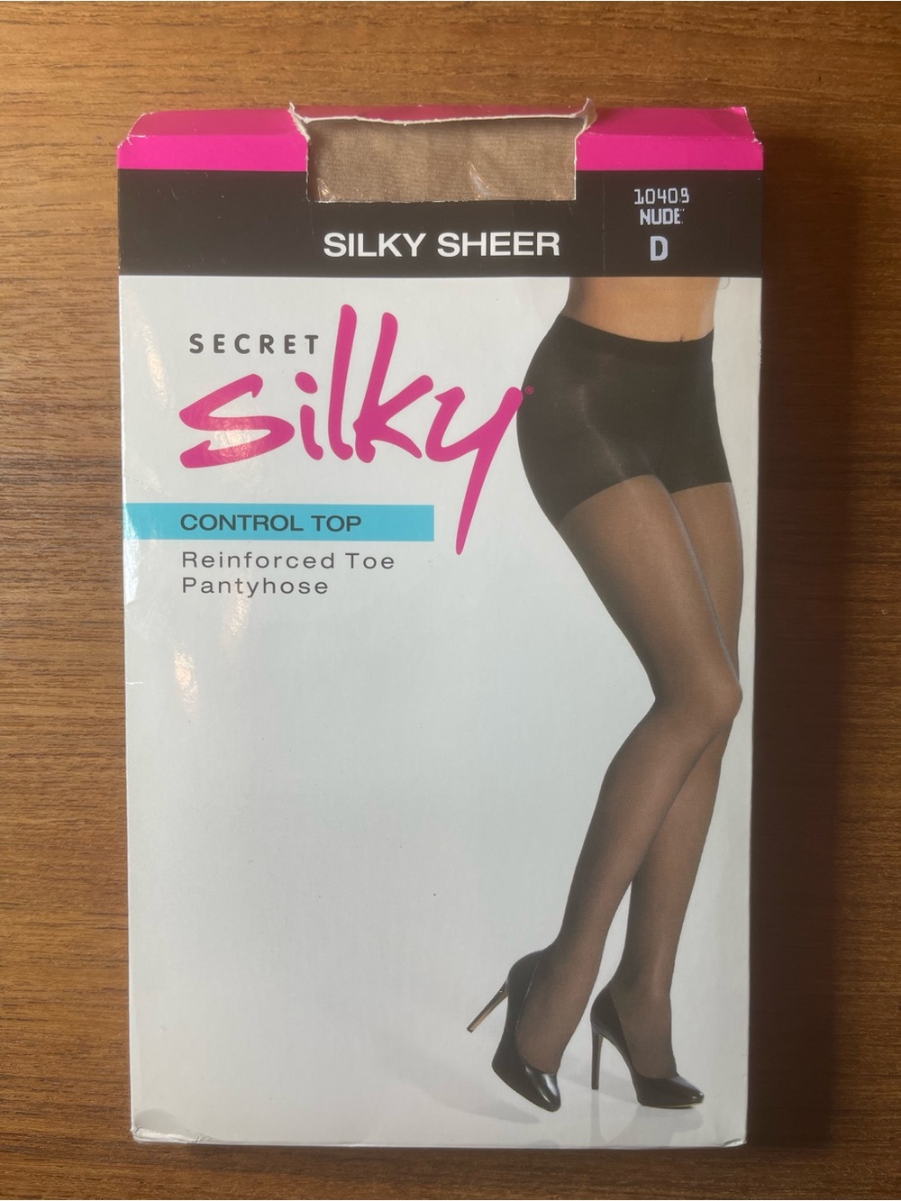 Secret Silky Silky Sheer Control Top Pantyhose Nude 20 Denier Size D